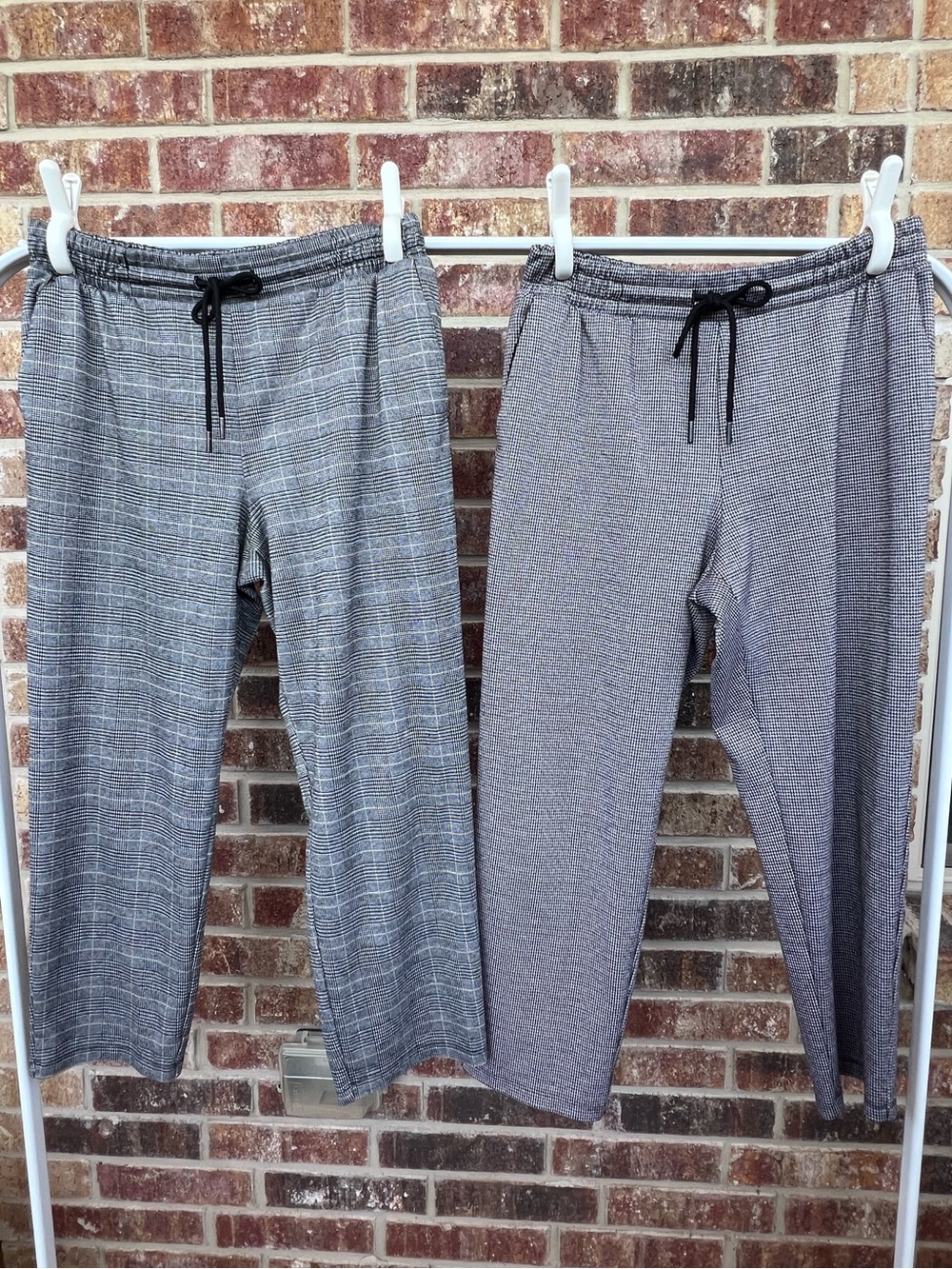 Bundle Tapered Ankle Pull On Dress Pants Size M